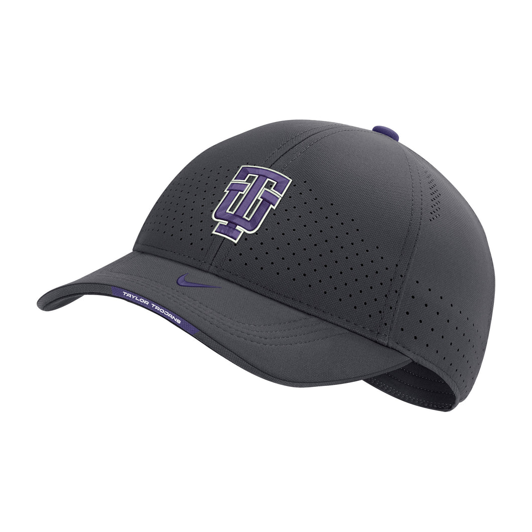 Swoosh Flex Fit Cap by Nike, Anthracite (SIDELINE22)